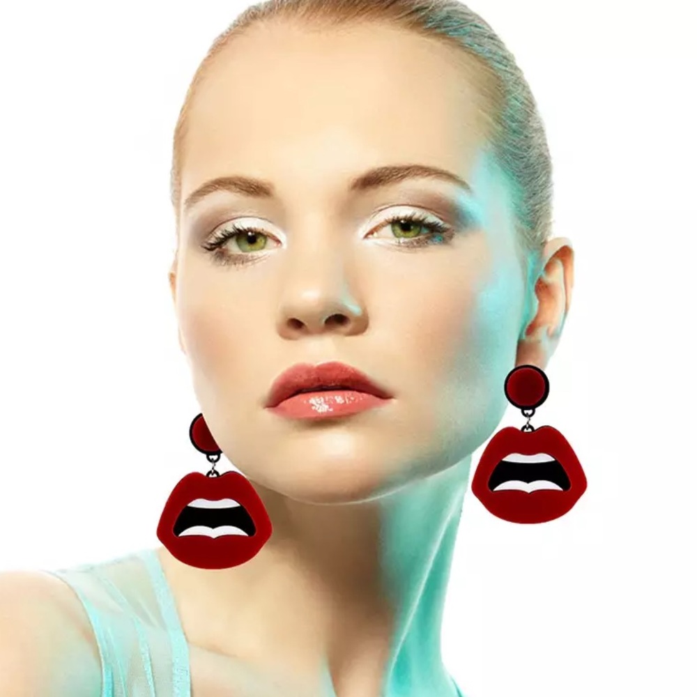 NEW Red Hot Mouth Classic Lip Earrings - Picture 3 of 4